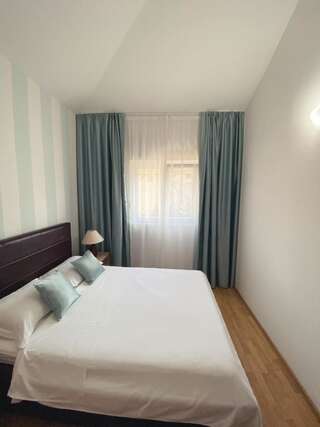Апартаменты Apart hotel Sun Village Херцег-Нови Апартаменты с террасой-4